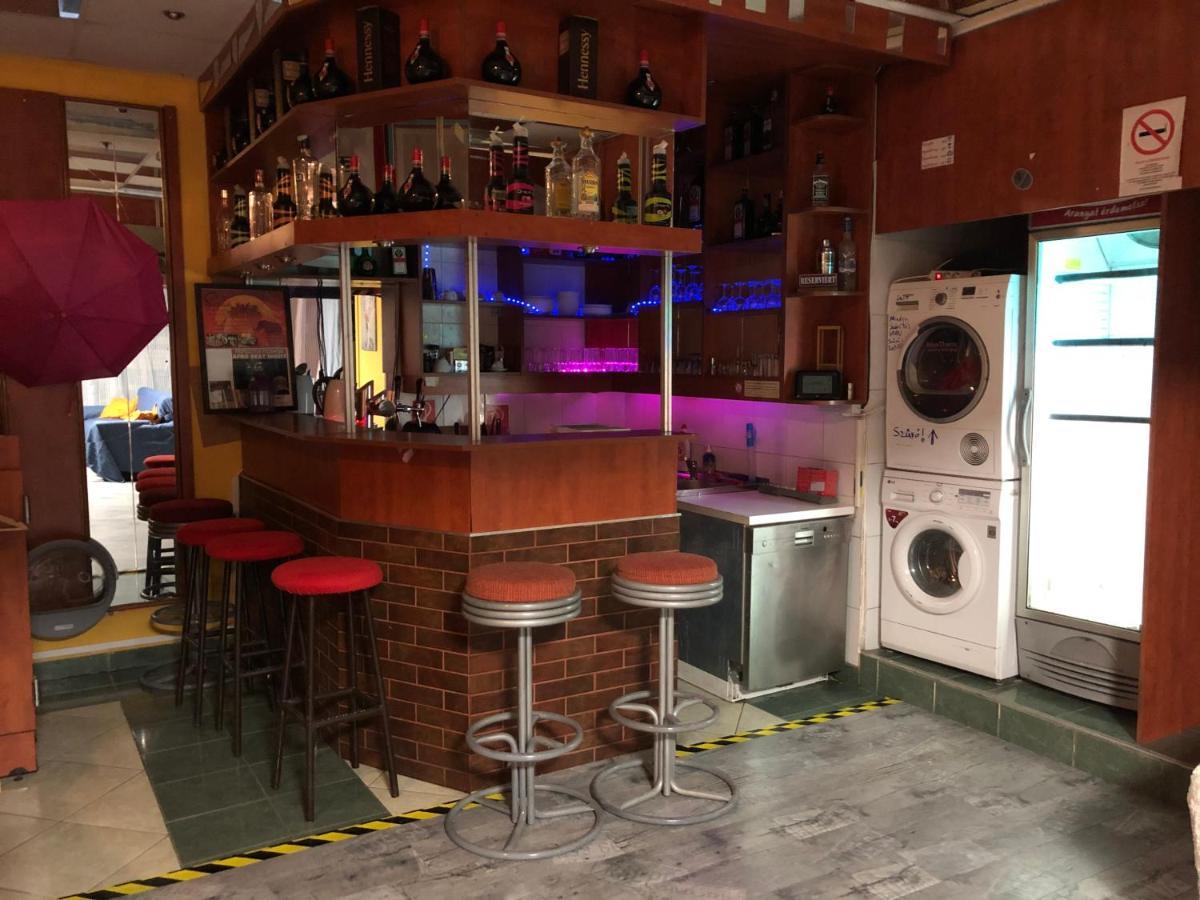 Whole Basement Former Pub2 For Stag Do, Men'S Cave Budapest Exterior photo