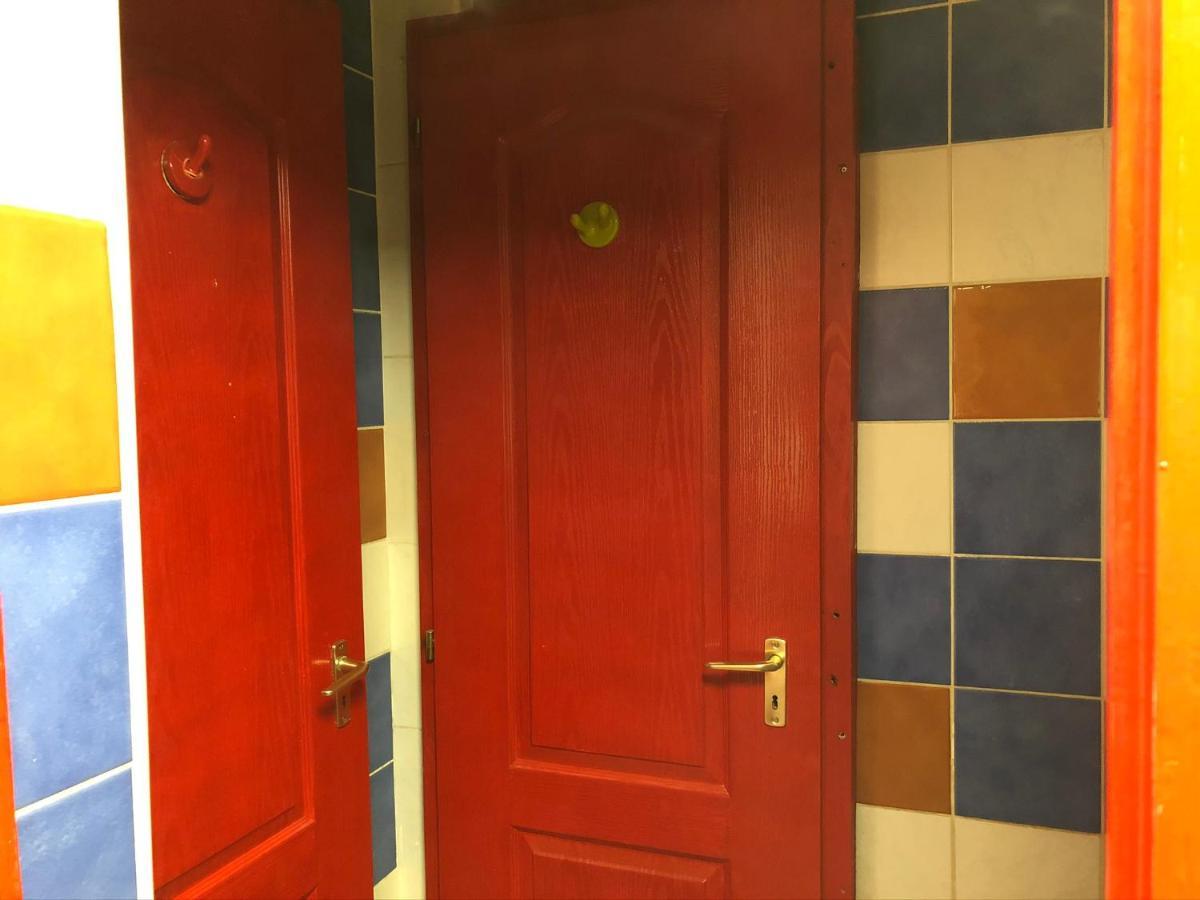 Whole Basement Former Pub2 For Stag Do, Men'S Cave Budapest Exterior photo
