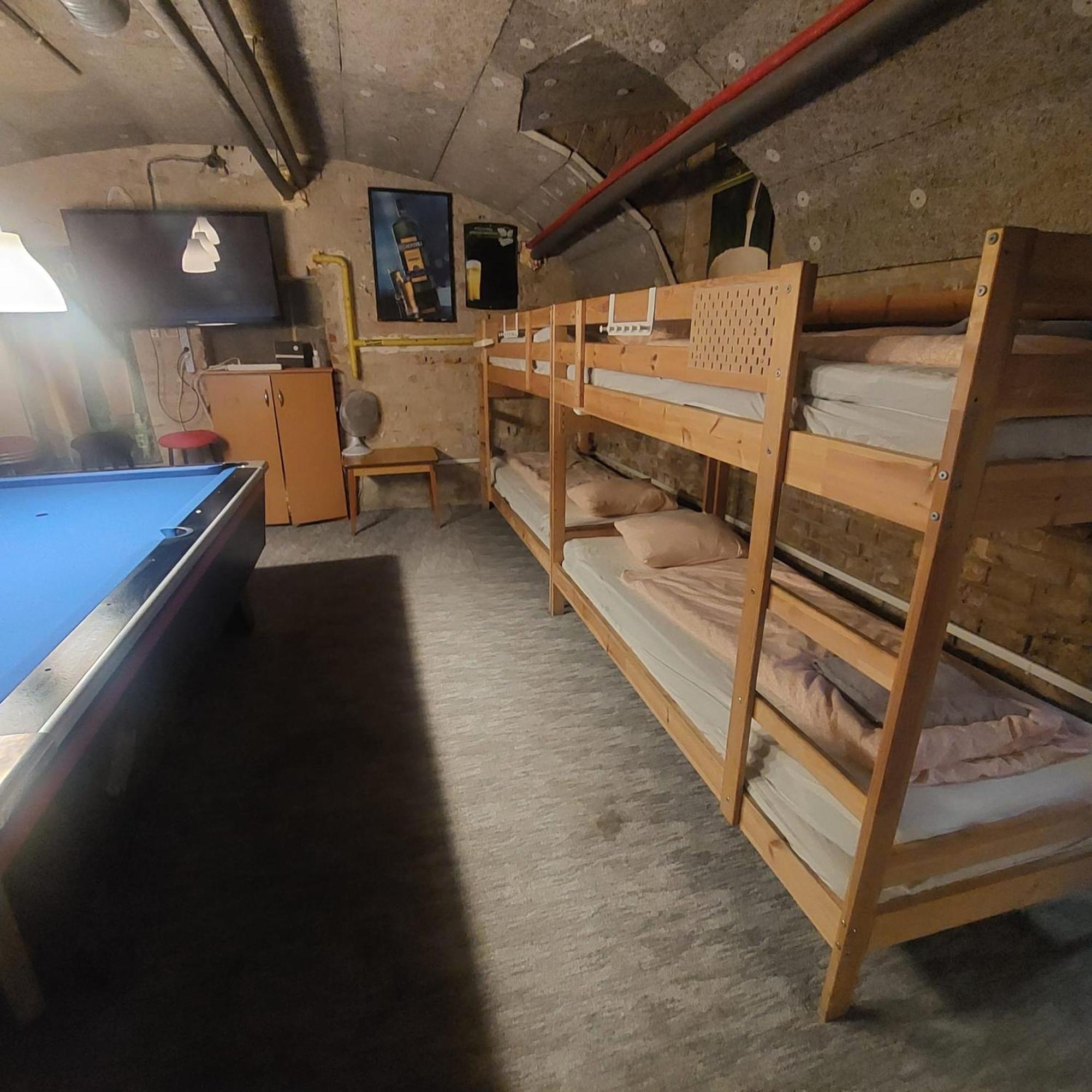 Whole Basement Former Pub2 For Stag Do, Men'S Cave Budapest Exterior photo